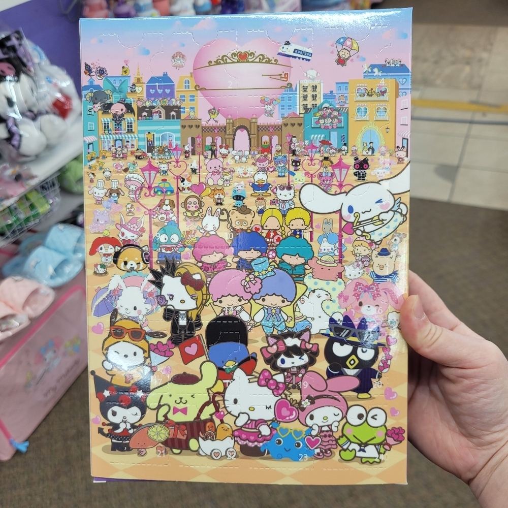 Brand New Hello Kitty & Friends Advent Calendar 24 Days, 24 Mini Figures